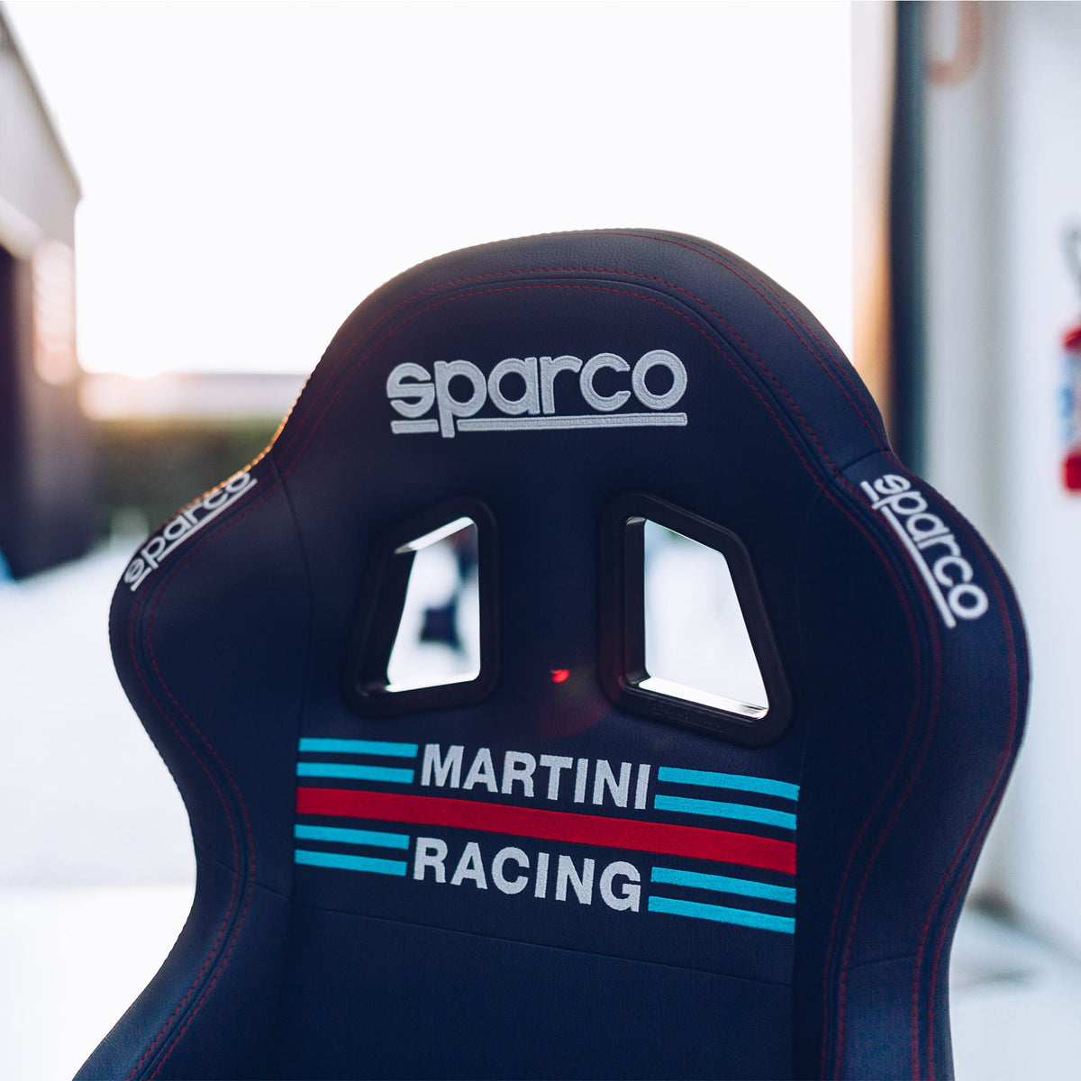 Sparco Icon Martini Racing Gamestoel en Bureaustoel Marineblauw - Sfeerfoto (Sparco)